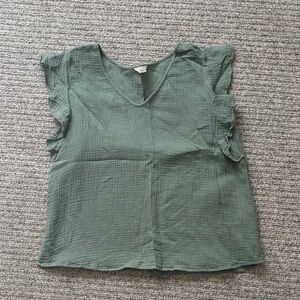 Caslon Deep Green Ruffle Sleeve Blouse